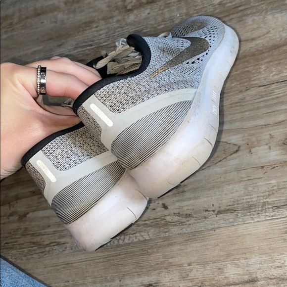 Nike Free Rn - Picture 3 of 3
